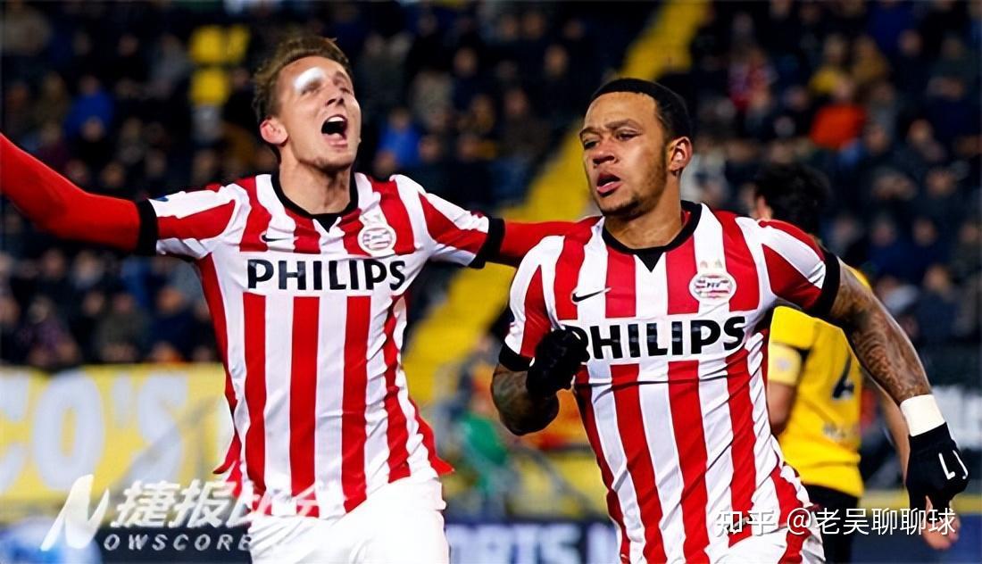 皇冠体育在线- 清晨埃因霍温远射贴柱山东泰山训练开放日，现场解说直呼：集结日比利亚雷亚尔备战葡超